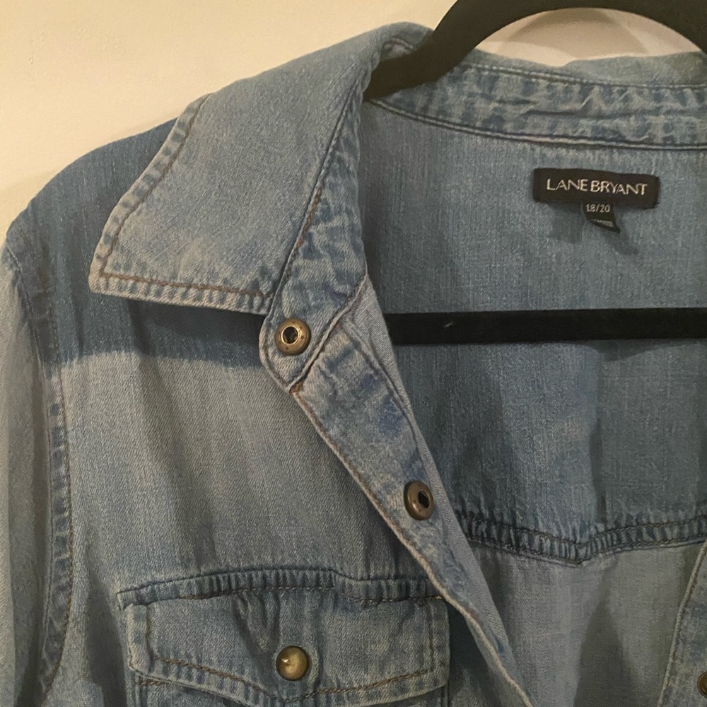 Lane Bryant 18/20 Distressed Jean Shirt - Picture 2 of 3